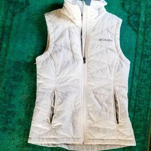 Columbia vest